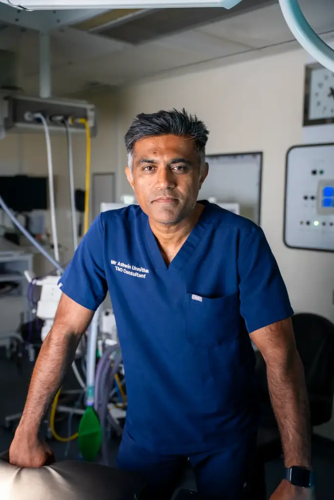Ashwin-Unnithan-Standing-In-Scrubs-Theatre-DSC05759